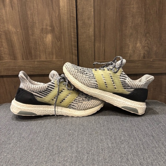 adidas ultra boost 3.0 oreo sneakers men’s 7.5 main image 9
